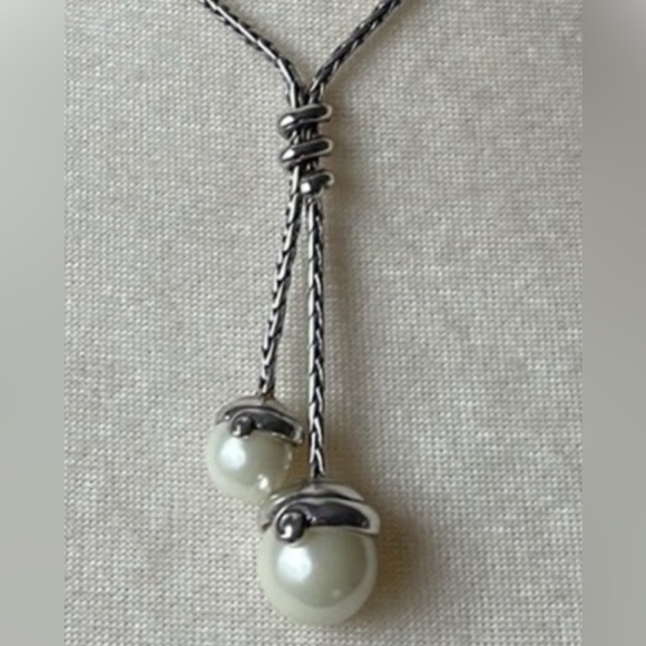 Brighton Necklace With Pearls. - Picture 9 of 14